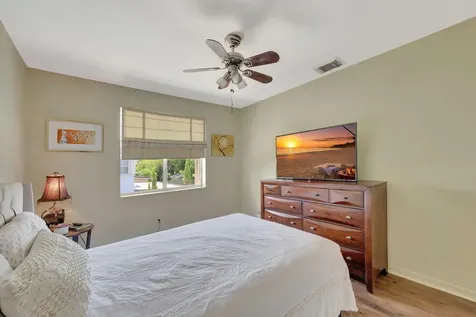 13838 Sw 41 Terrace Miami FL 33175