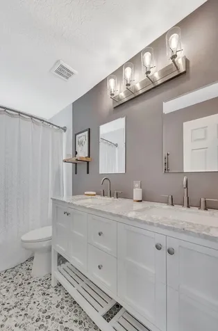 13838 Sw 41 Terrace Miami FL 33175