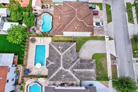 13838 Sw 41 Terrace Miami FL 33175