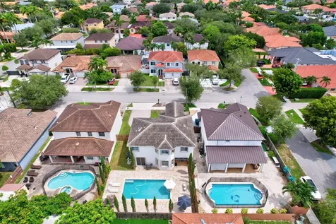 13838 Sw 41 Terrace Miami FL 33175