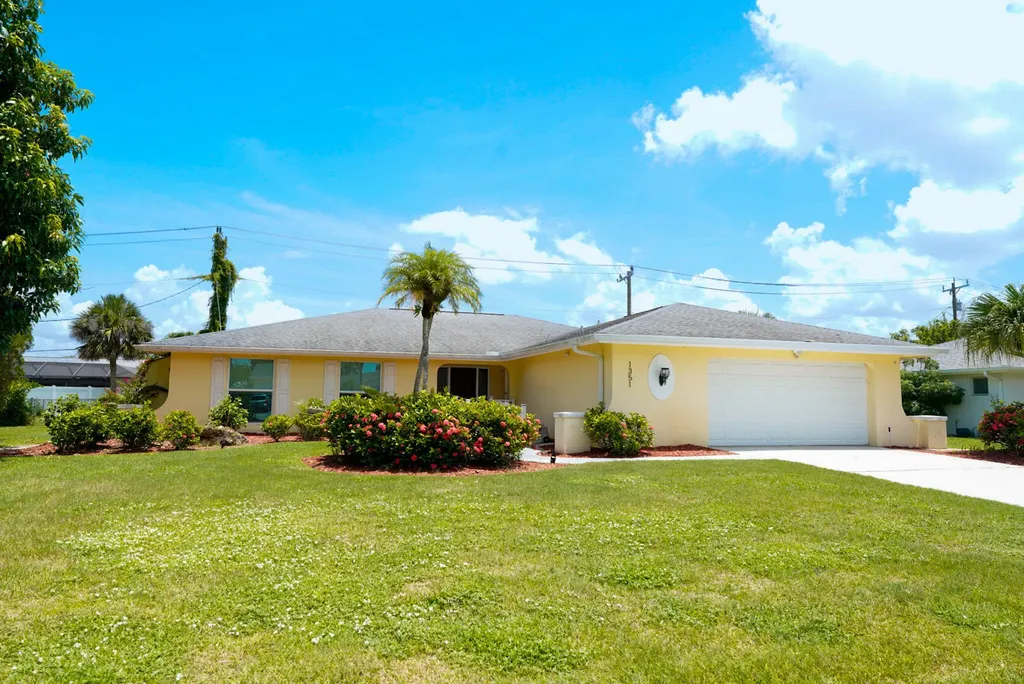 1351 Oaklawn Court Fort Myers FL 33919