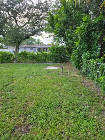 4951 SW 28th Terrace Fort Lauderdale FL 33312