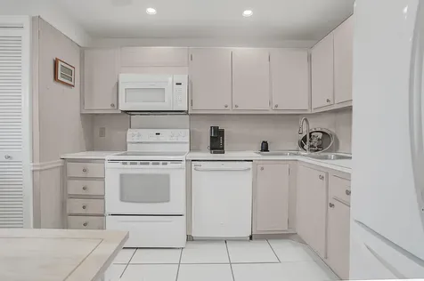1523 E Hillsboro Boulevard Deerfield Beach FL 33441