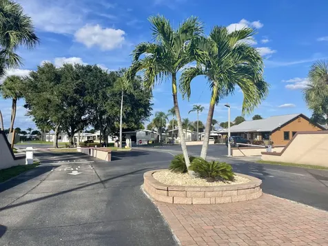 5472 Se 67th Avenue Okeechobee FL 34974