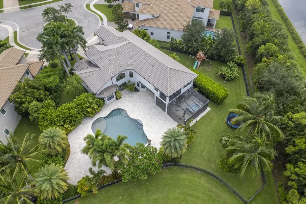 16865 Pierre Circle Delray Beach FL 33446