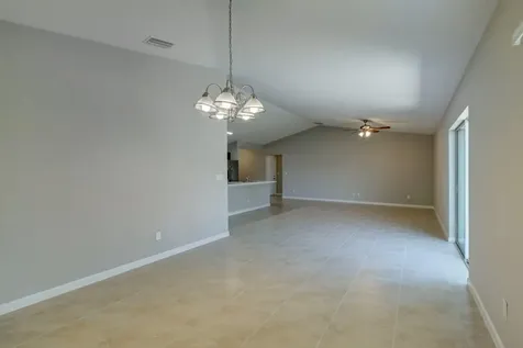 325 Sw Ridgecrest Drive Port Saint Lucie FL 34953