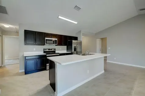 325 Sw Ridgecrest Drive Port Saint Lucie FL 34953