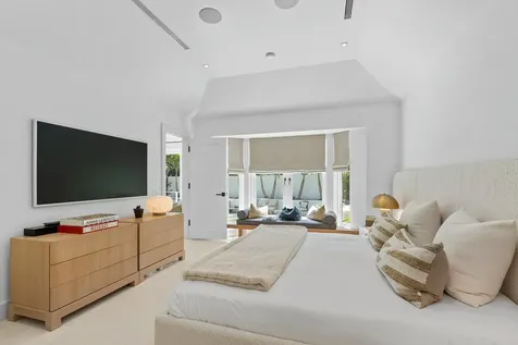 365 Hibiscus Avenue Palm Beach FL 33480