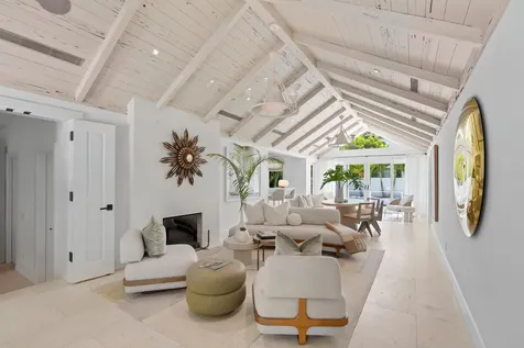 365 Hibiscus Avenue Palm Beach FL 33480