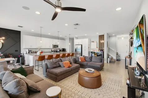 12041 Park Central Royal Palm Beach FL 33411