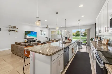 12041 Park Central Royal Palm Beach FL 33411