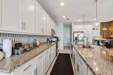 12041 Park Central Royal Palm Beach FL 33411