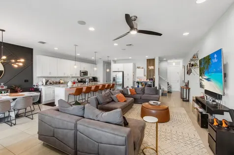 12041 Park Central Royal Palm Beach FL 33411