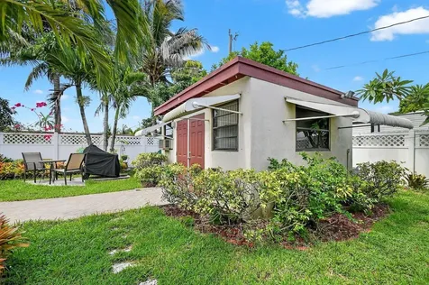 133 Greenbrier Drive Palm Springs FL 33461