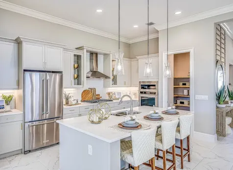 155 Se Bella Strano Port Saint Lucie FL 34984