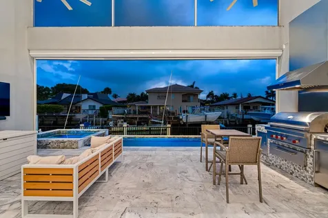 807 Dover Street Boca Raton FL 33487