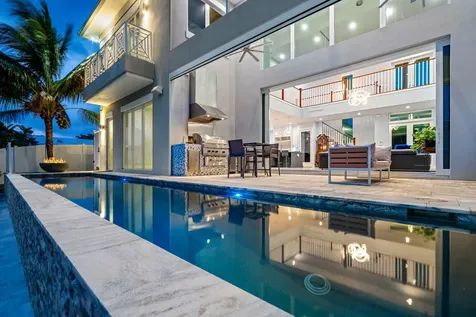 807 Dover Street Boca Raton FL 33487