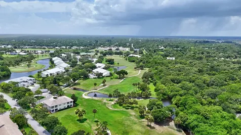 4062 Garden Villas Court Fort Pierce FL 34982