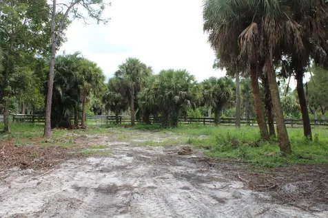 1275 Arabian Drive Loxahatchee FL 33470