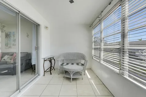 2132 NE 1st Way Boynton Beach FL 33435