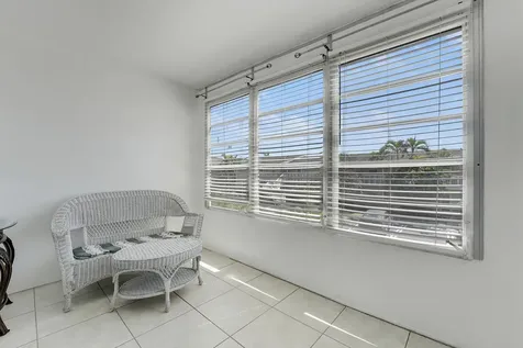 2132 NE 1st Way Boynton Beach FL 33435