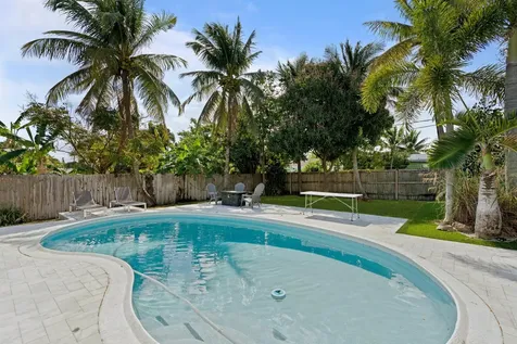 226 SW 13th Avenue Boynton Beach FL 33435