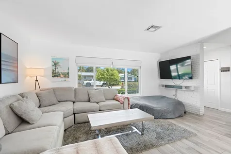 226 SW 13th Avenue Boynton Beach FL 33435