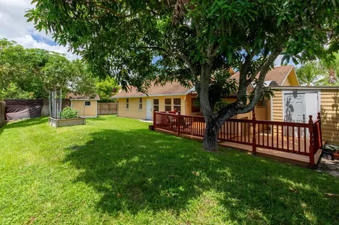 125 Van Gogh Way Royal Palm Beach FL 33411