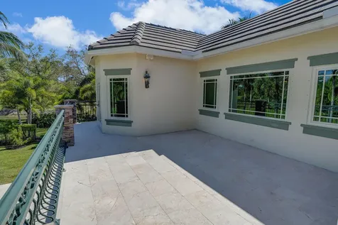 14639 Crazy Horse Lane Palm Beach Gardens FL 33418