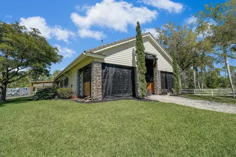 14639 Crazy Horse Lane Palm Beach Gardens FL 33418