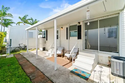 12 Hibiscus Drive Briny Breezes FL 33435