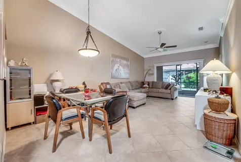 8059 Dolomtian Way Boynton Beach FL 33472