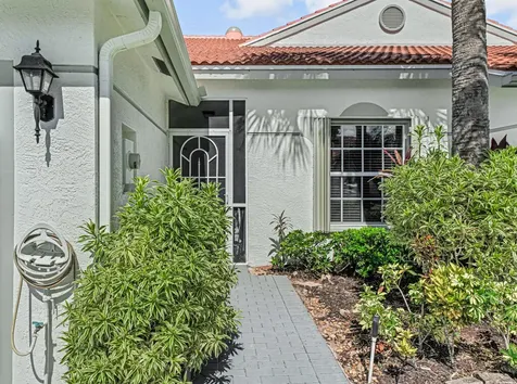 8059 Dolomtian Way Boynton Beach FL 33472