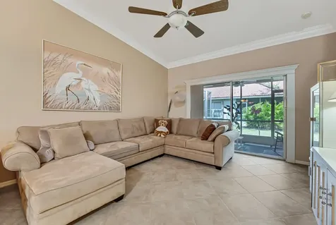 8059 Dolomtian Way Boynton Beach FL 33472
