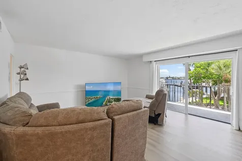 1200 Marine Way North Palm Beach FL 33408