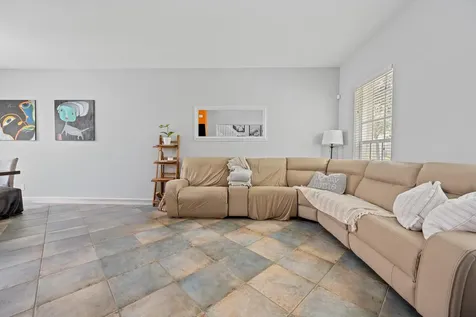 609 Nw 24th Avenue Boynton Beach FL 33426