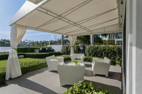 201 Palm Trail Delray Beach FL 33483