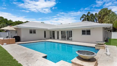 4821 Ne 29 Avenue Fort Lauderdale FL 33308