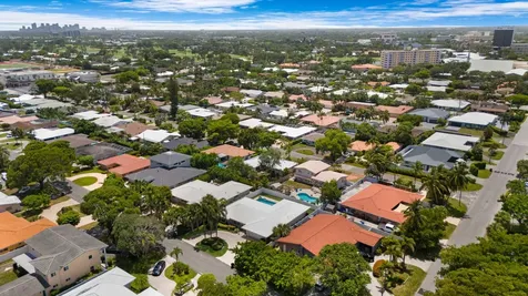 4821 Ne 29 Avenue Fort Lauderdale FL 33308