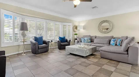 4821 Ne 29 Avenue Fort Lauderdale FL 33308