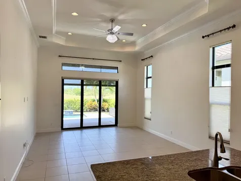 320 Se Fascino Circle Port Saint Lucie FL 34984