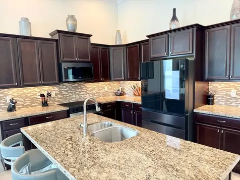 320 Se Fascino Circle Port Saint Lucie FL 34984