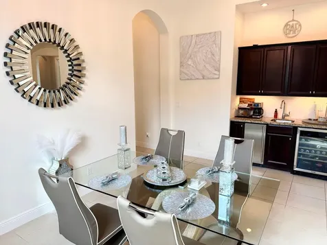 320 Se Fascino Circle Port Saint Lucie FL 34984
