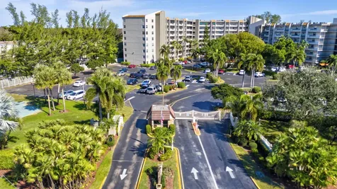 3910 Inverrary Boulevard Lauderhill FL 33319