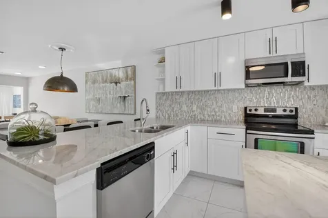 13725 Flora Place, Unit C Delray Beach FL 33484