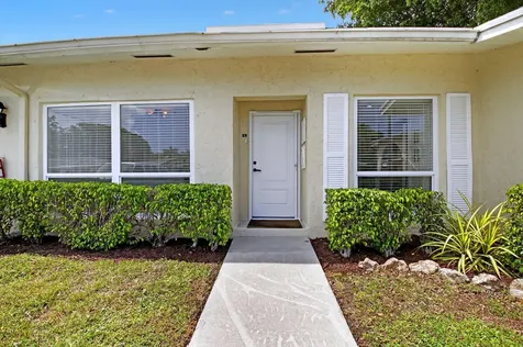 13725 Flora Place, Unit C Delray Beach FL 33484