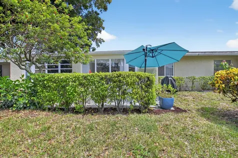 13725 Flora Place, Unit C Delray Beach FL 33484