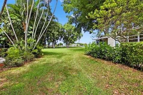 13725 Flora Place, Unit C Delray Beach FL 33484