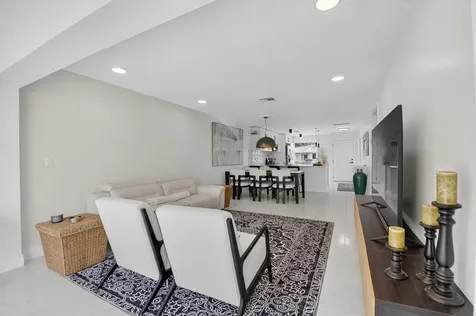 13725 Flora Place, Unit C Delray Beach FL 33484