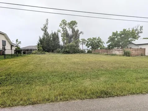 1422 SW 15th Street Cape Coral FL 33991